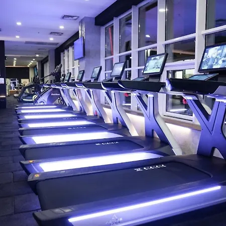 Cevahir Lux - Sky View- Pool, & Fitness Escópia